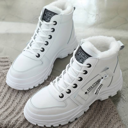 Comfortable winter boots - White