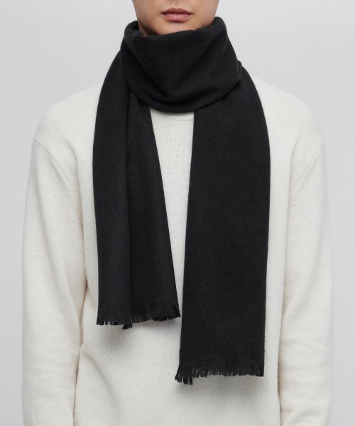 Timeless Cashmere Scarf - Black