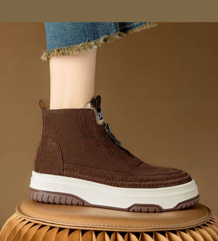 Warm Fleece-Lined Winter Boots - Brown