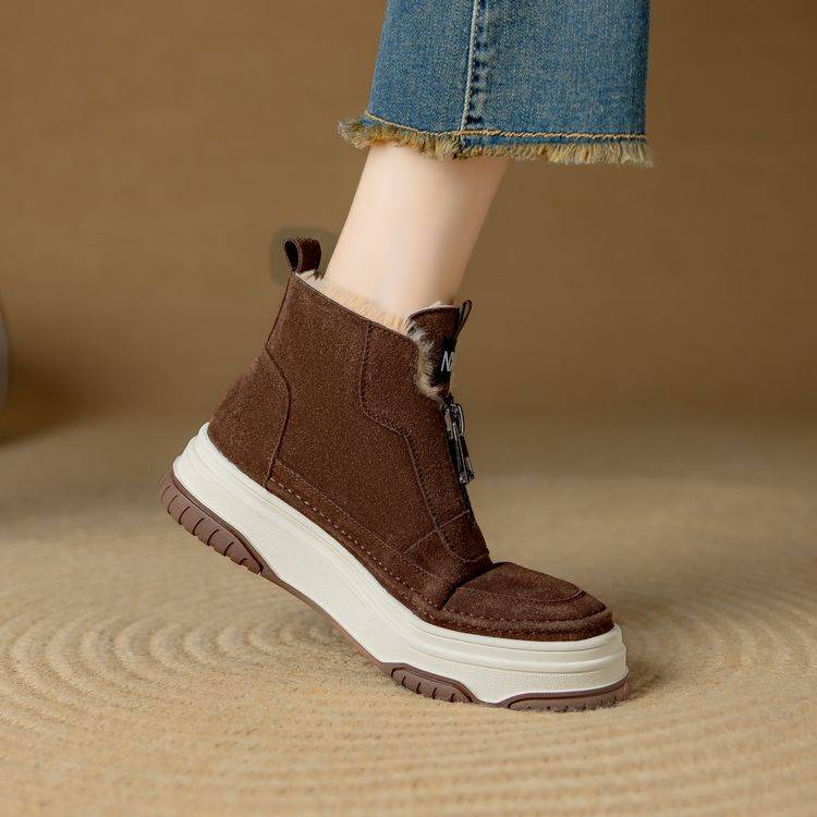 Warm Fleece-Lined Winter Boots - Brown