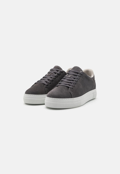 Sneakers in nubuck leather